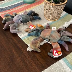 Two retired beautiful Claude beanies.  PVC pellets.  1996